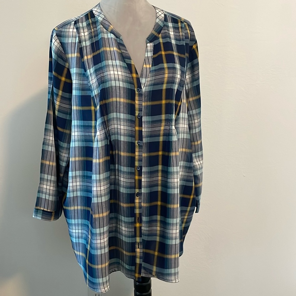 St. John’s Bay PXL button down shirt with front pleats. $17 each.